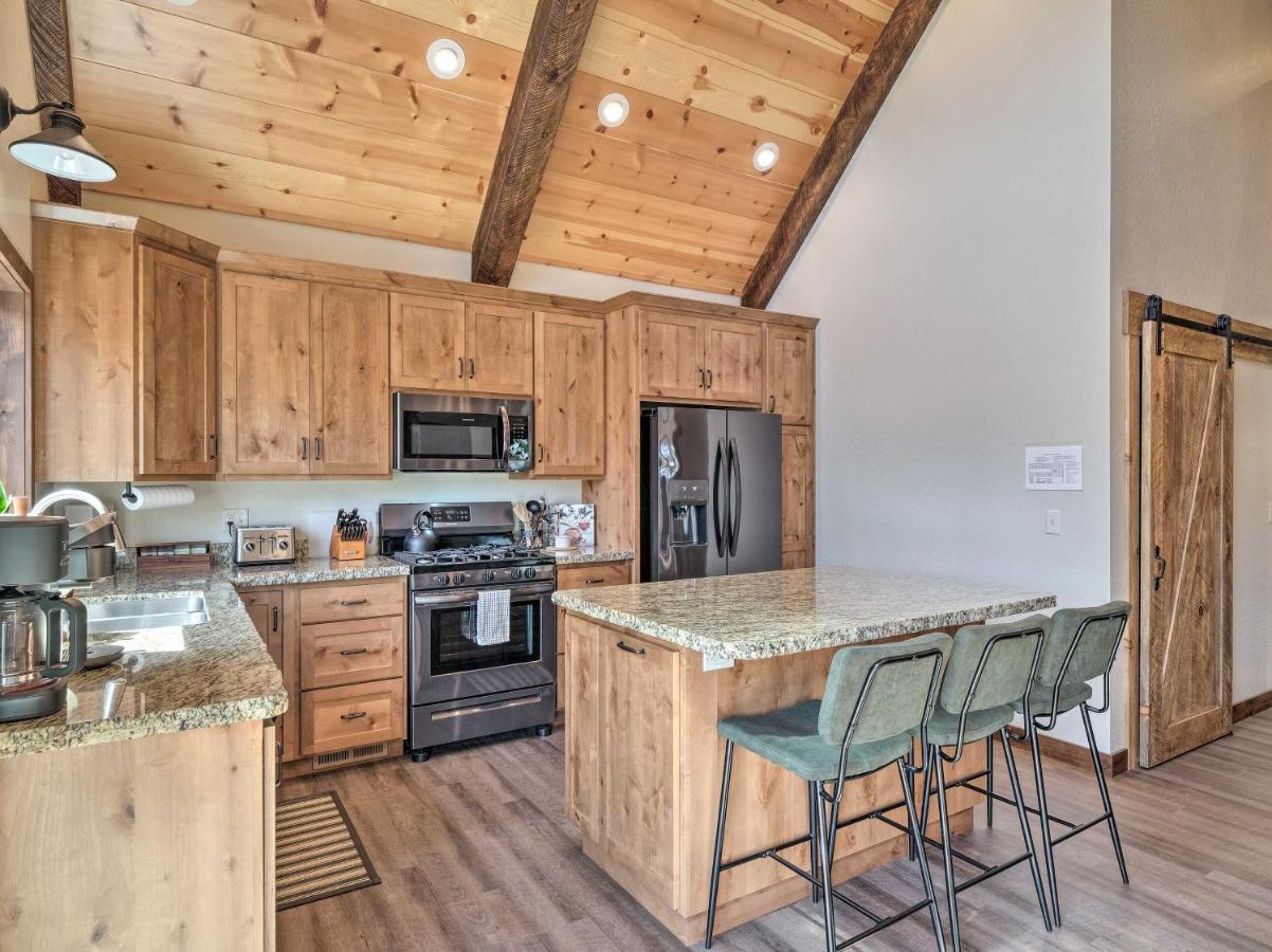 Luxury Retreat Custom Mi-Wuk Village Cabin! Bagian luar foto