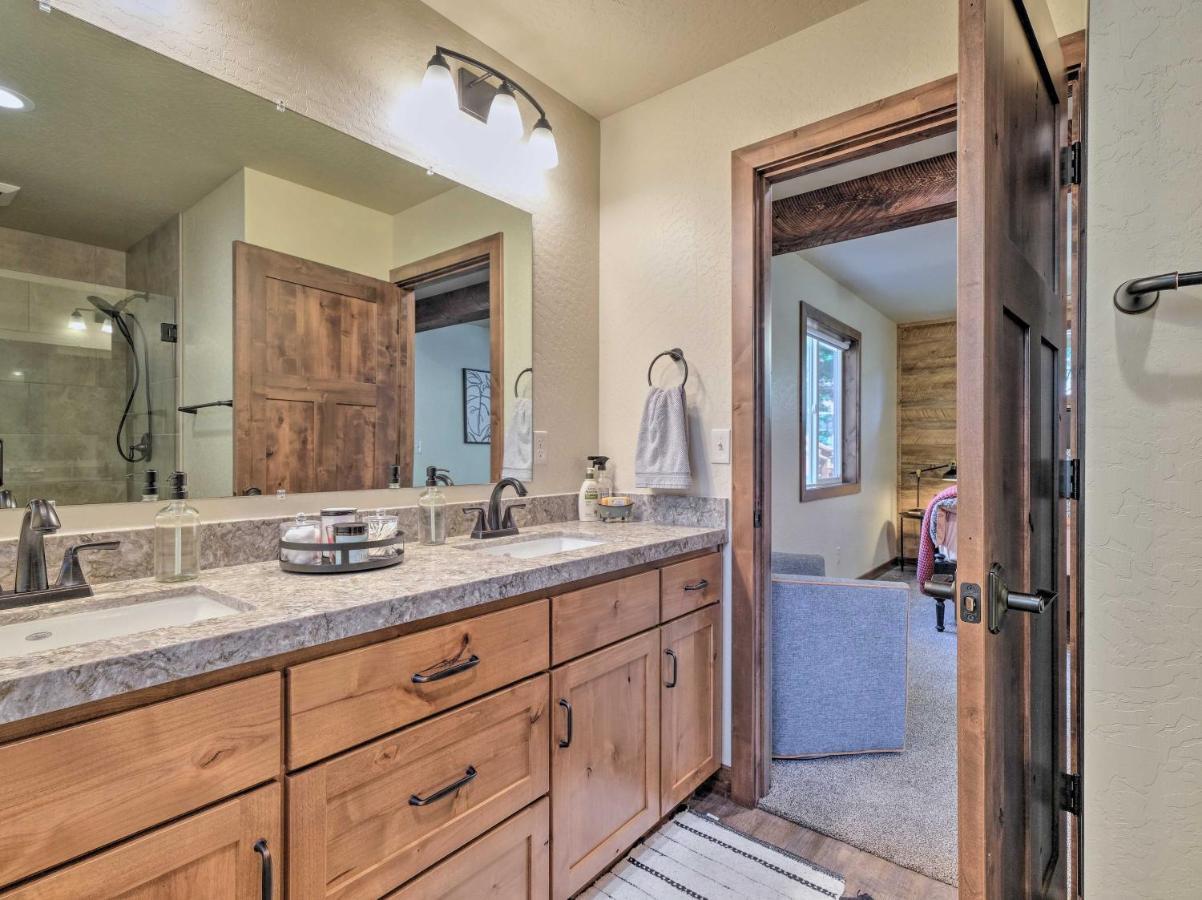 Luxury Retreat Custom Mi-Wuk Village Cabin! Bagian luar foto
